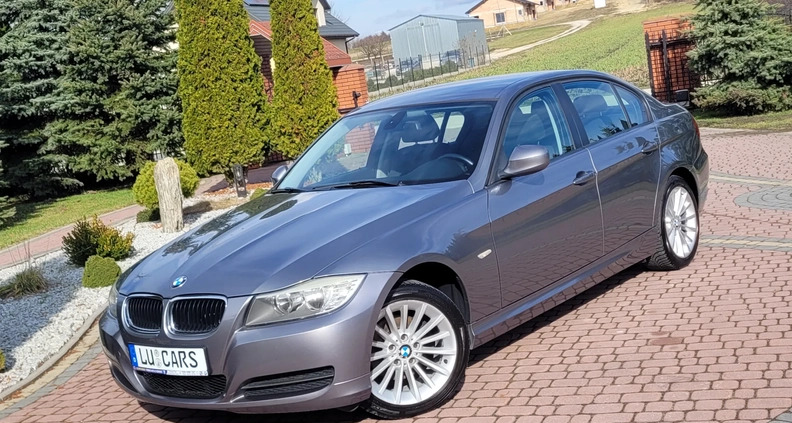 BMW Seria 3 cena 25900 przebieg: 236000, rok produkcji 2010 z Twardogóra małe 562